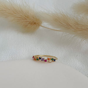 bague fine serti de zircons multicolores