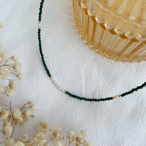 collier pierre malachite et perle de culture